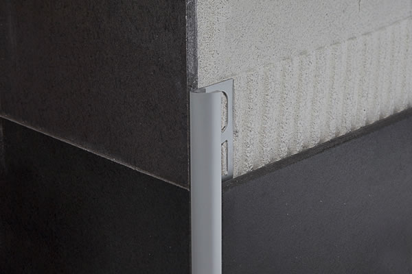 PROFILPAS VANJSKI KUT RA/10 ALUMINIJ SREBRNI